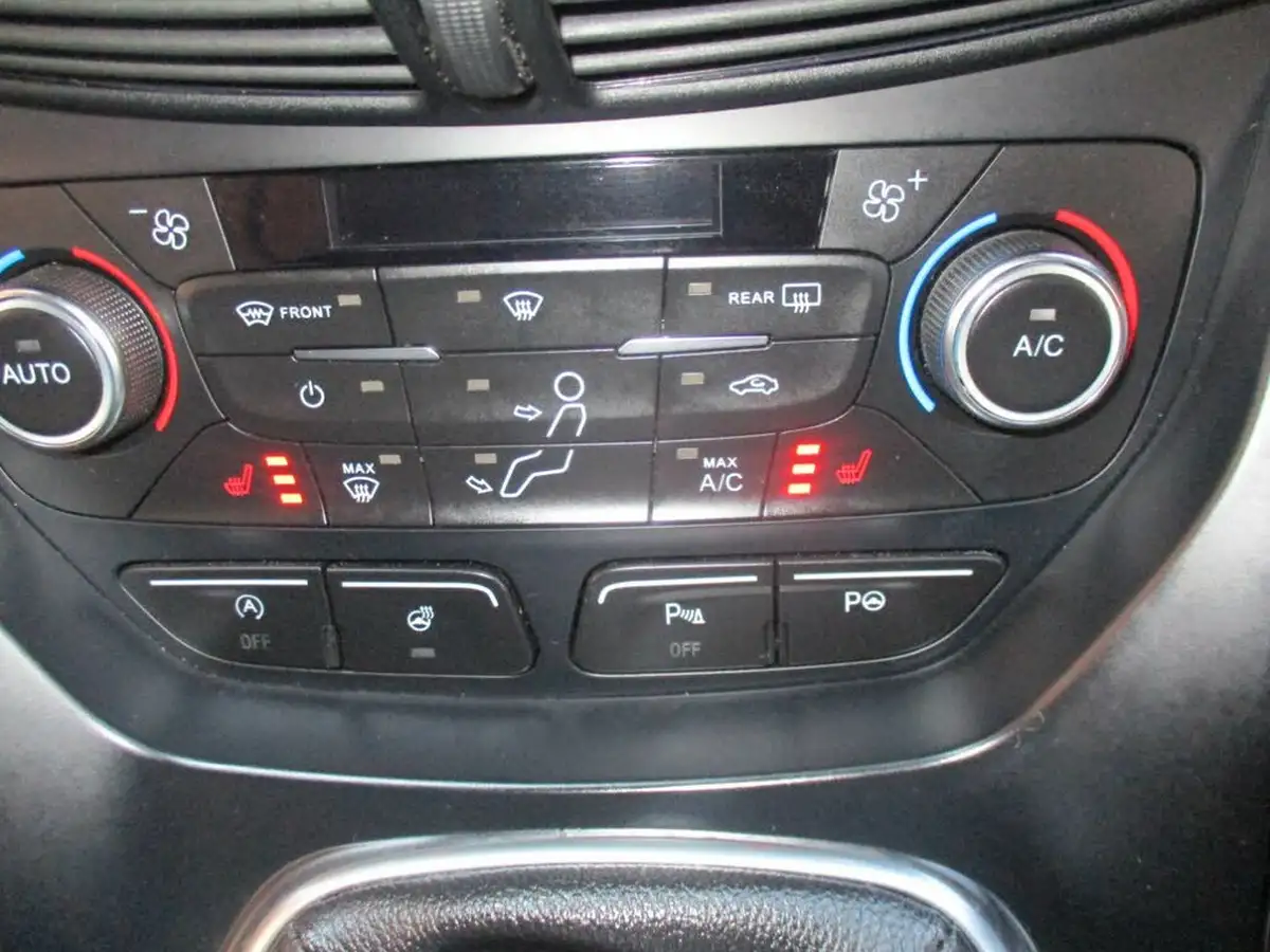 2018-ford-kuga-15t-st-line-150ps-big-58