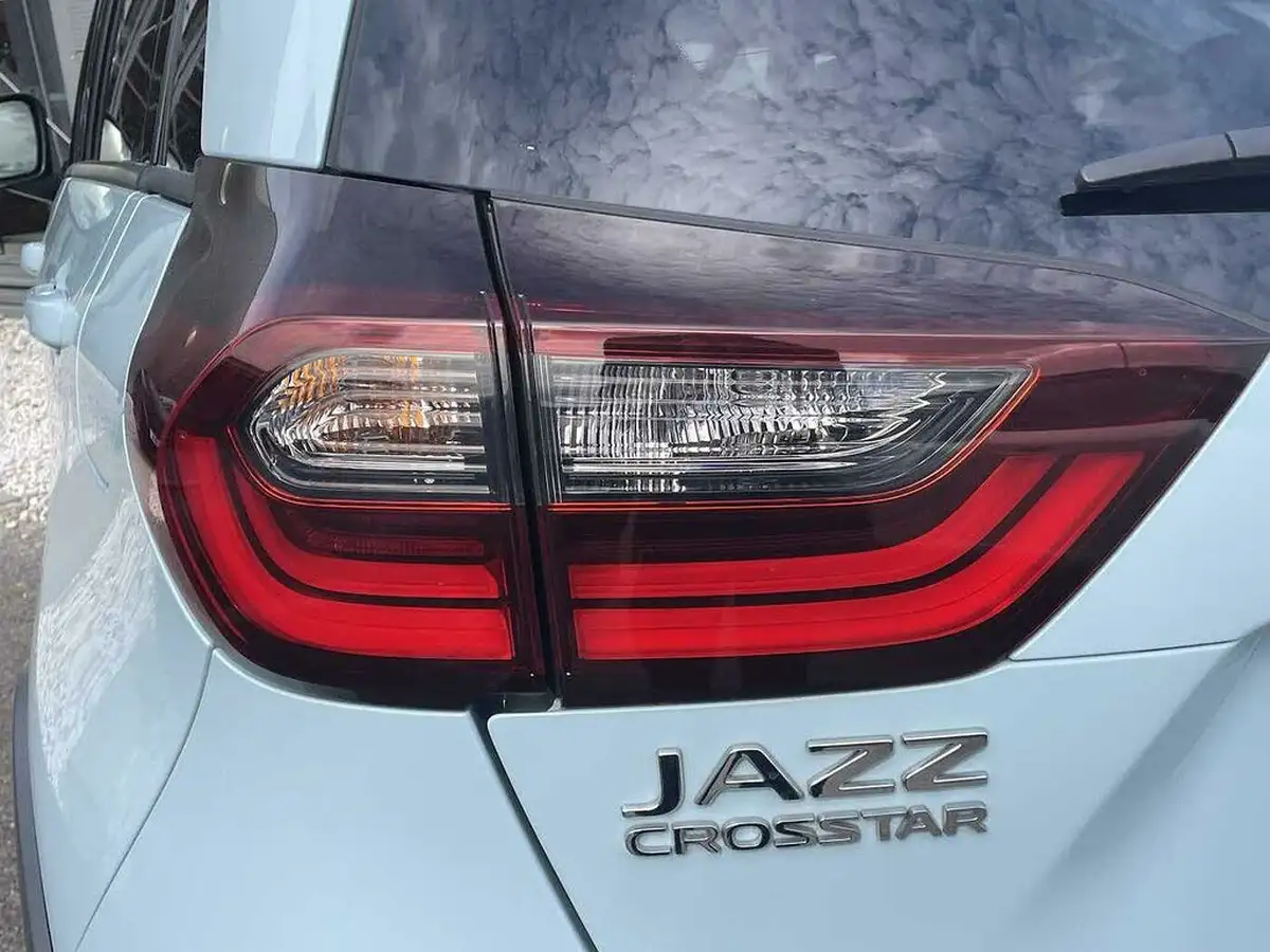 2022-honda-jazz-15-i-mmd-ex-109ps-big-22