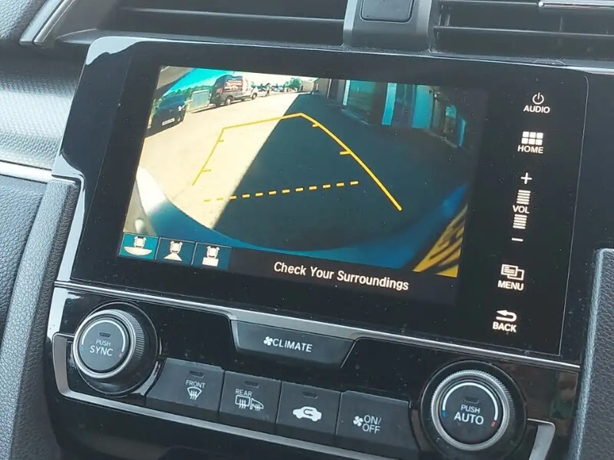 2019-honda-civic-10-vtec-turbo-sr-hatchback-5d-cvt-big-15