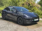 2022-tesla-model-y-e-long-range-small-1