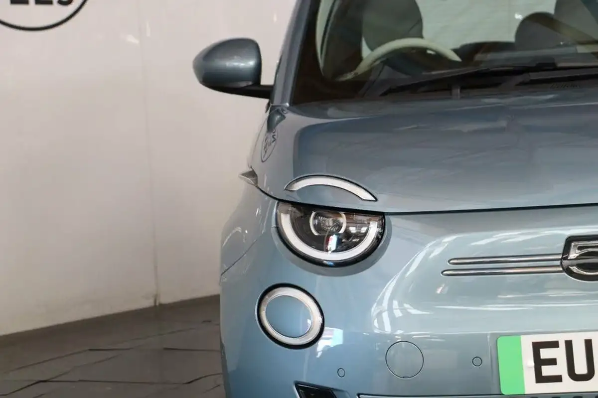 2022-fiat-500-e-la-prima-big-12