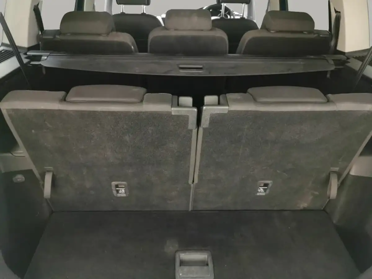 2021-volkswagen-touran-15-tsi-se-dsg-big-6