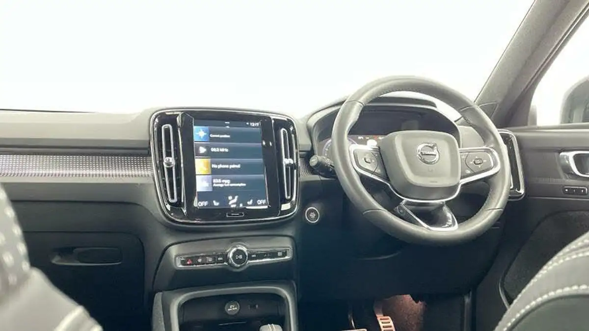 2021-volvo-xc40-20-b4-r-design-pro-194bhp-awd-auto-big-21
