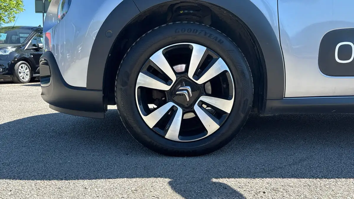 2018-citroen-c3-12-puretech-flair-110ps-ss-eat6-big-13