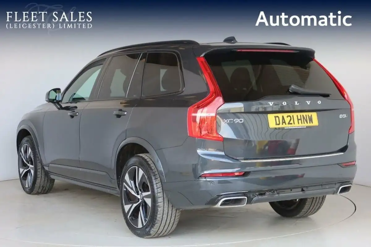 2021-volvo-xc90-20td-b5-r-design-big-3