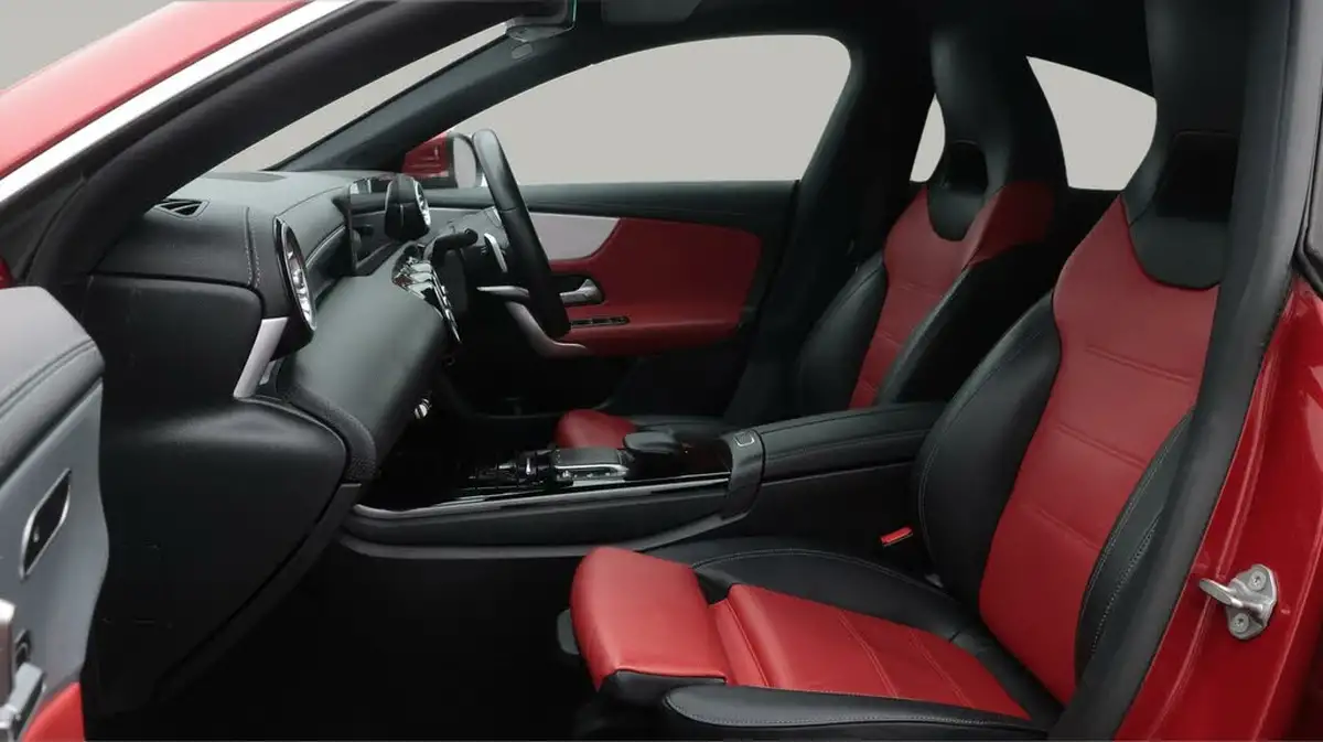 2021-mercedes-benz-cla-13-cla-180-amg-line-premium-plus-coupe-4d-big-14