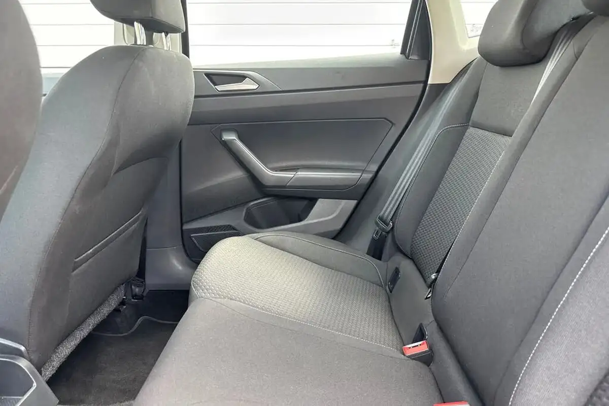 2019-volkswagen-polo-10-se-65ps-evo-ss-big-37