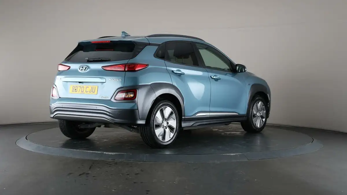 2020-hyundai-kona-e-premium-204ps-big-64