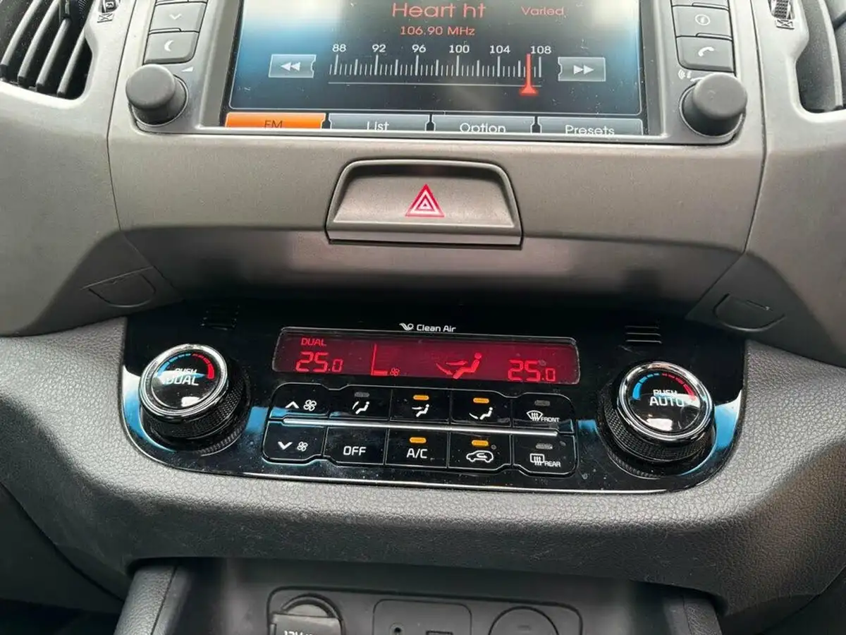 2014-kia-sportage-20td-kx-3-sat-nav-auto-big-20