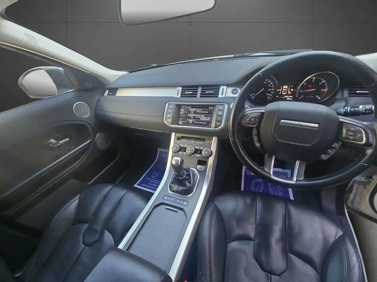 2015-land-rover-range-rover-evoque-22sd4-pure-tech-hatchback-5d-big-13