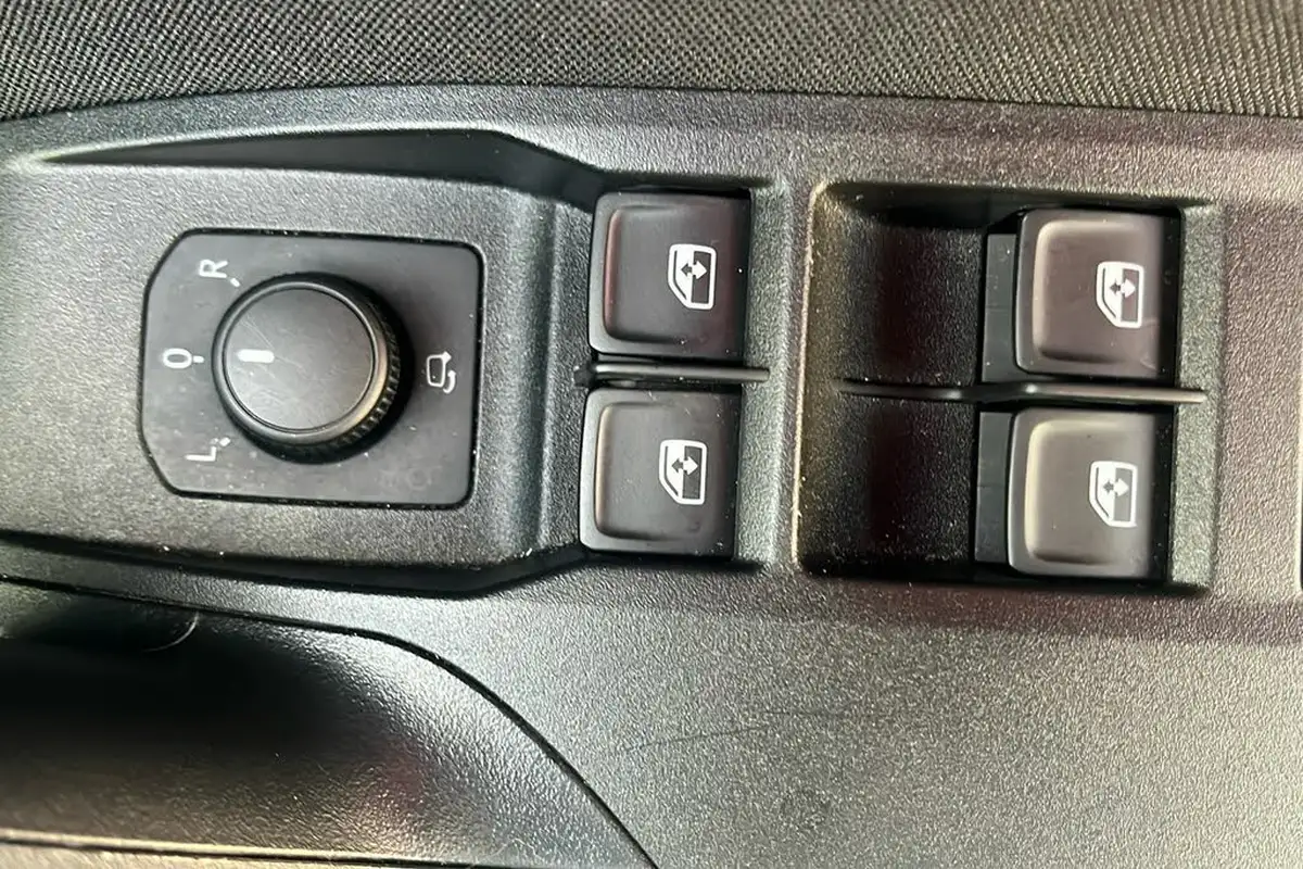 2022-seat-ibiza-10-tsi-fr-110ps-big-17