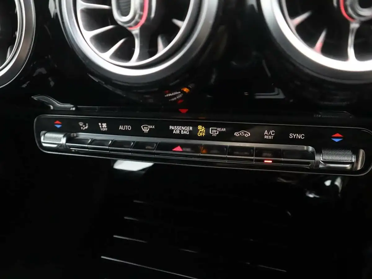 2019-mercedes-benz-a-class-20-a220-amg-line-premium-hatchback-5d-big-27
