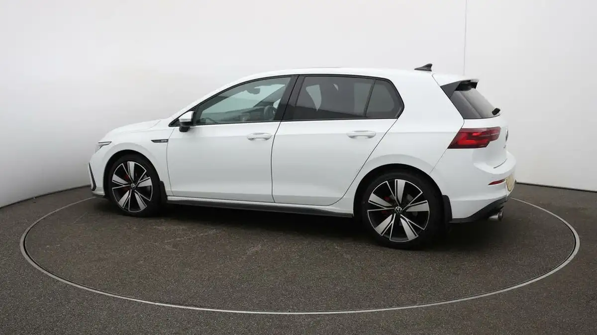2022-volkswagen-golf-20tdi-gtd-big-50