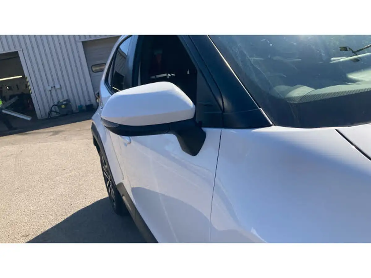 2022-toyota-yaris-15-vvt-i-design-panoramic-roof-big-39