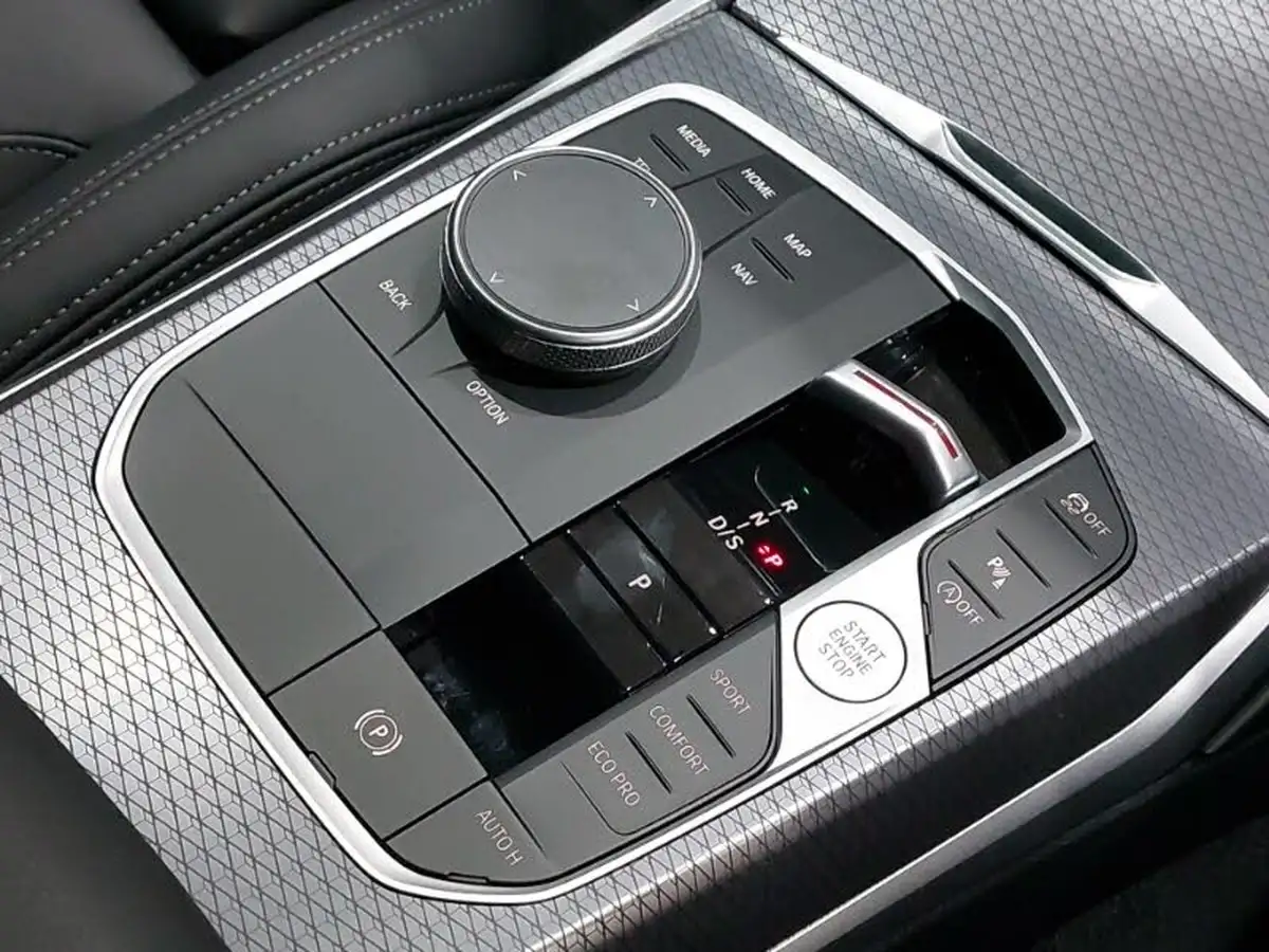 2024-bmw-3-series-20-320i-m-sport-touring-5d-big-15