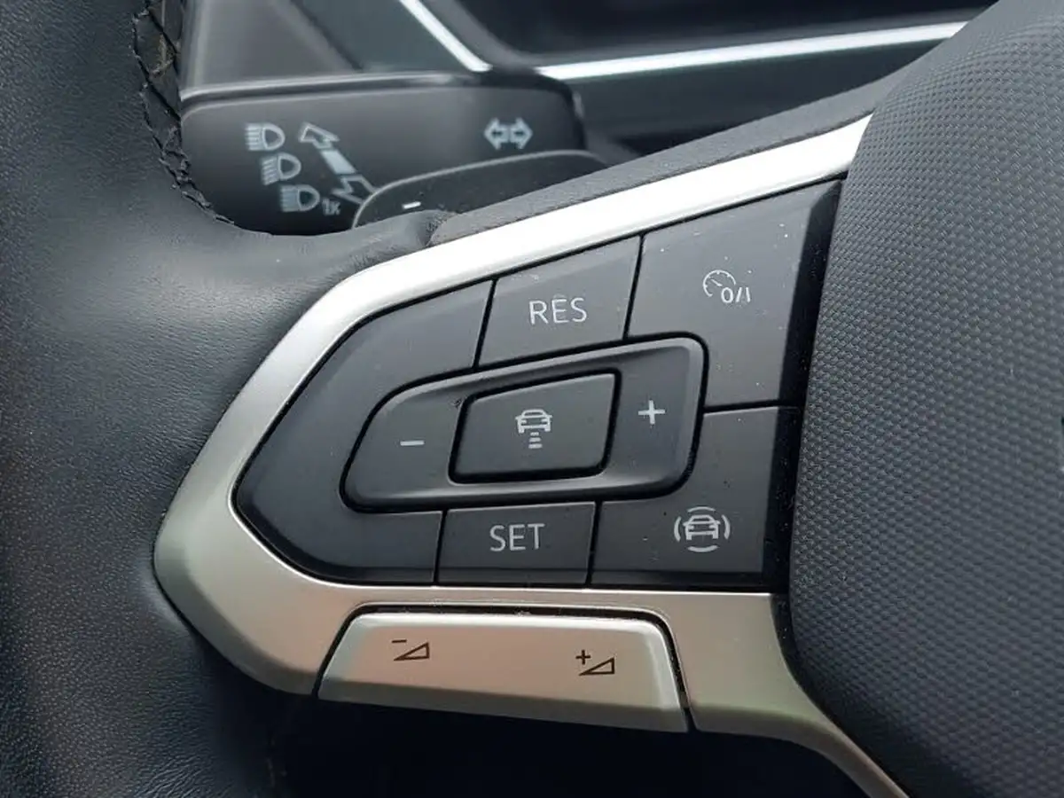 2022-volkswagen-tiguan-20tdi-elegance-150ps-4motion-big-13
