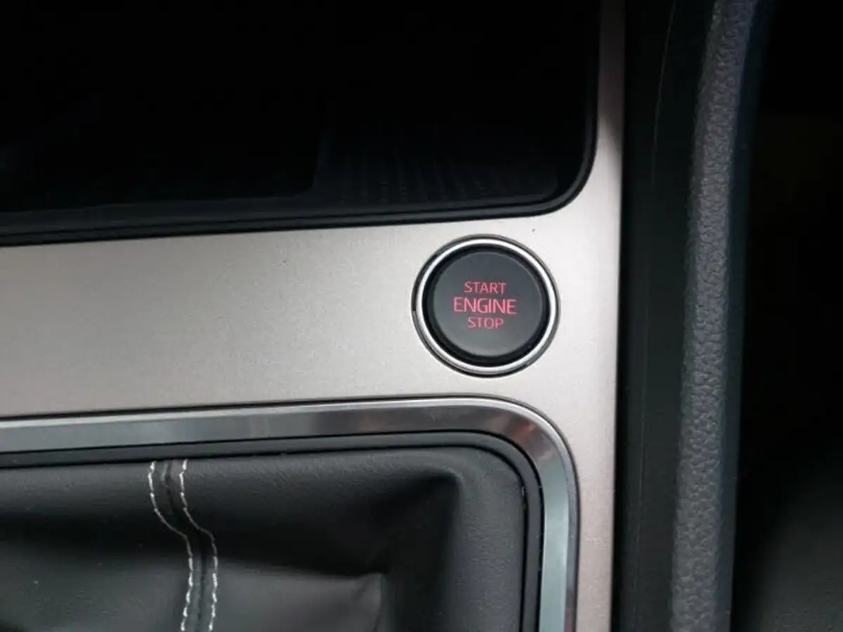 2023-seat-ateca-15-ecotsi-xperience-big-12
