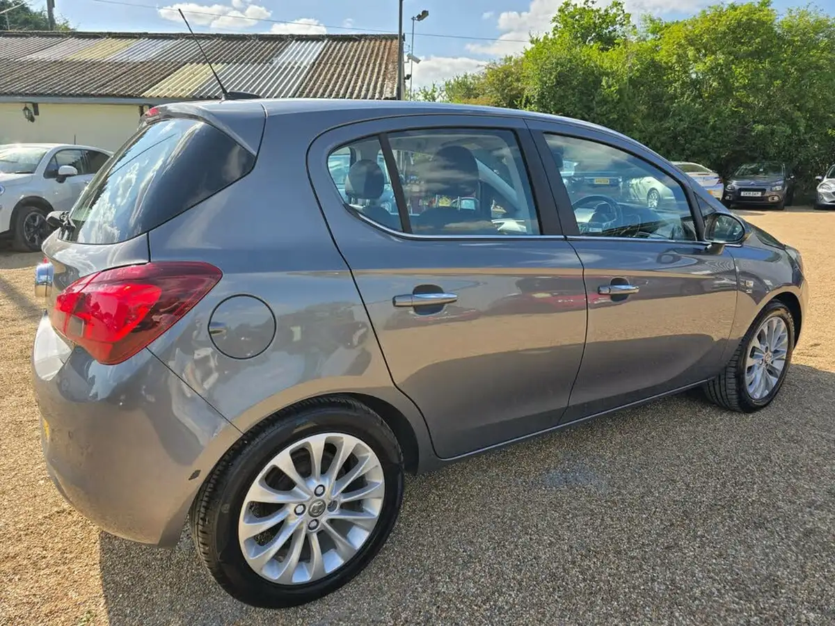 2015-vauxhall-corsa-14i-se-90ps-ecoflex-5d-1398cc-big-3
