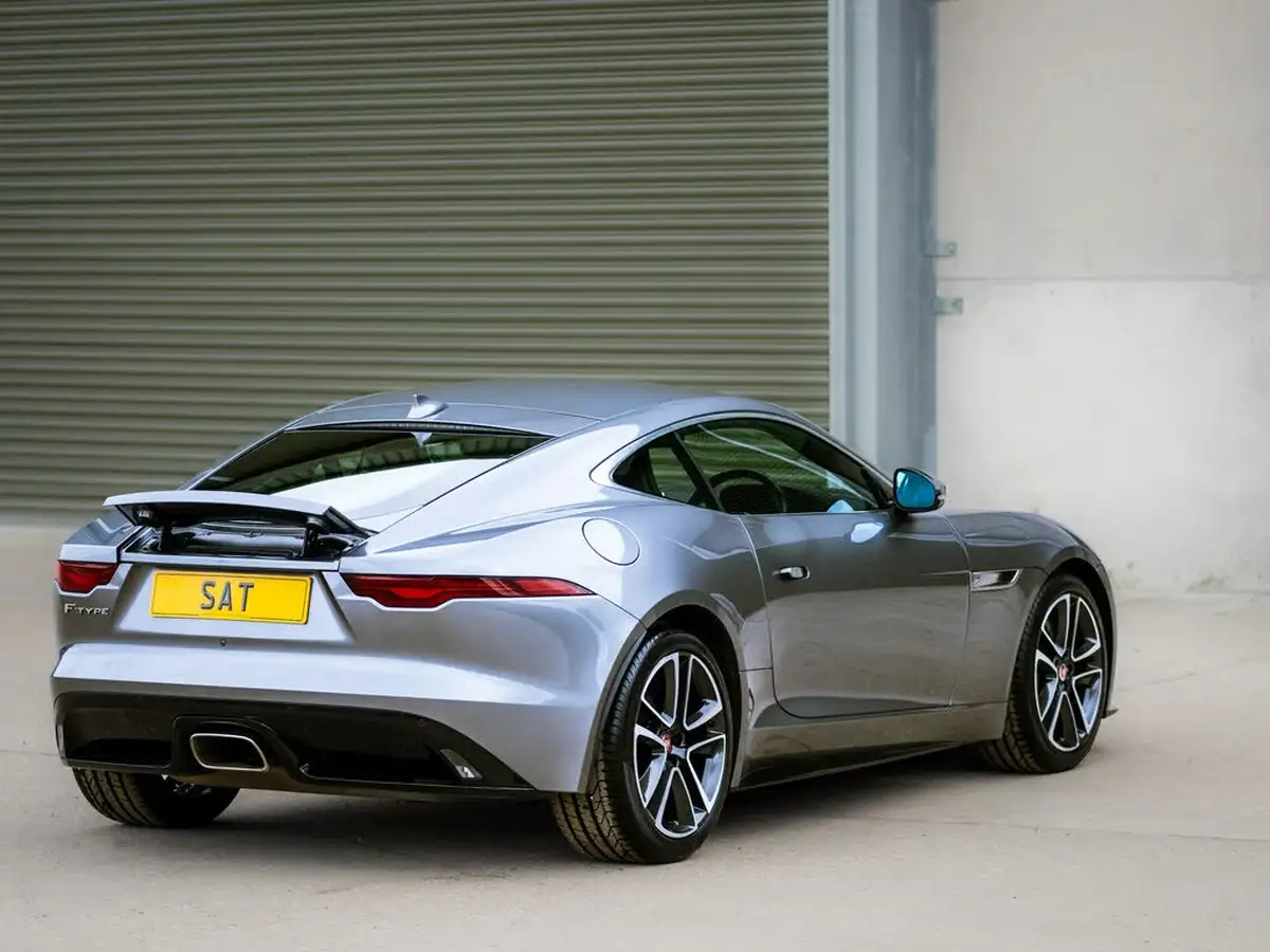 2021-jaguar-f-type-20-i4-r-dynamic-coupe-big-27