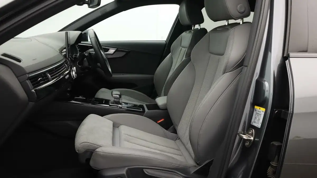 2023-audi-a4-avant-20-40-tdi-black-edition-big-14