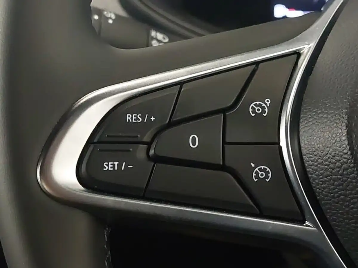 2024-renault-clio-16-techno-big-11