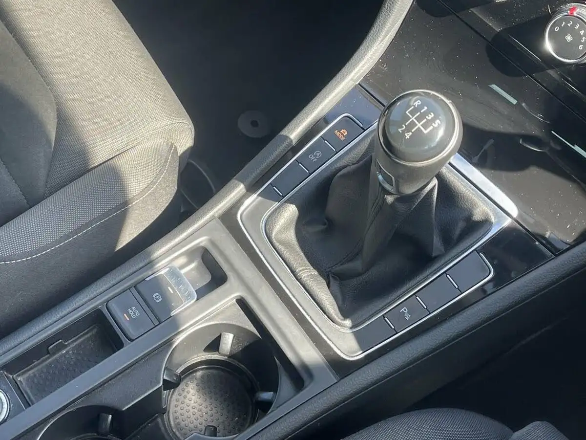 2019-volkswagen-golf-sv-16tdi-gt-edition-big-22