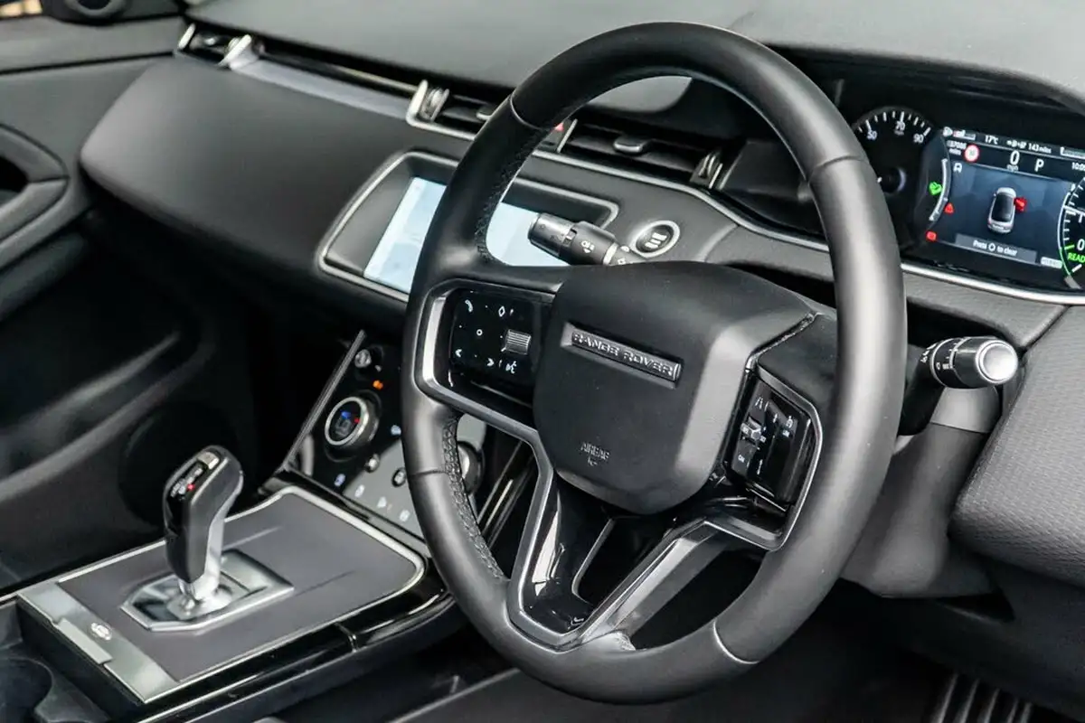 2021-land-rover-range-rover-evoque-15-p300e-s-big-26