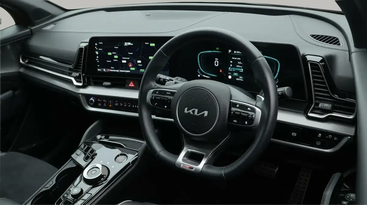 2022-kia-sportage-16-t-gdi-gt-line-226bhp-hev-1598cc-auto-big-9