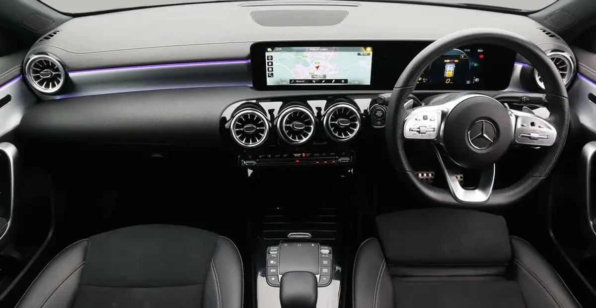 2022-mercedes-benz-a-class-13-a180-amg-line-executive-edition-hatchback-5d-7g-dct-big-13