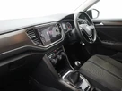 2019-volkswagen-t-roc-10-tsi-se-small-12