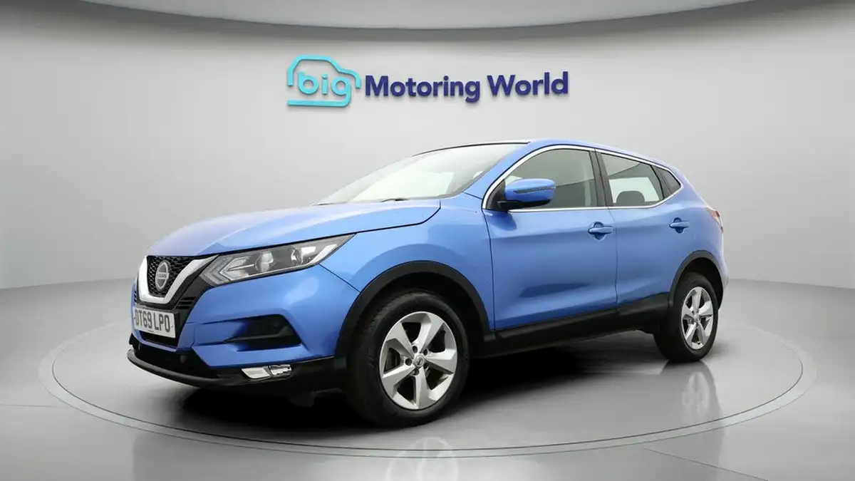 2020-nissan-qashqai-13-dig-t-acenta-premium-160ps-dct-big-2