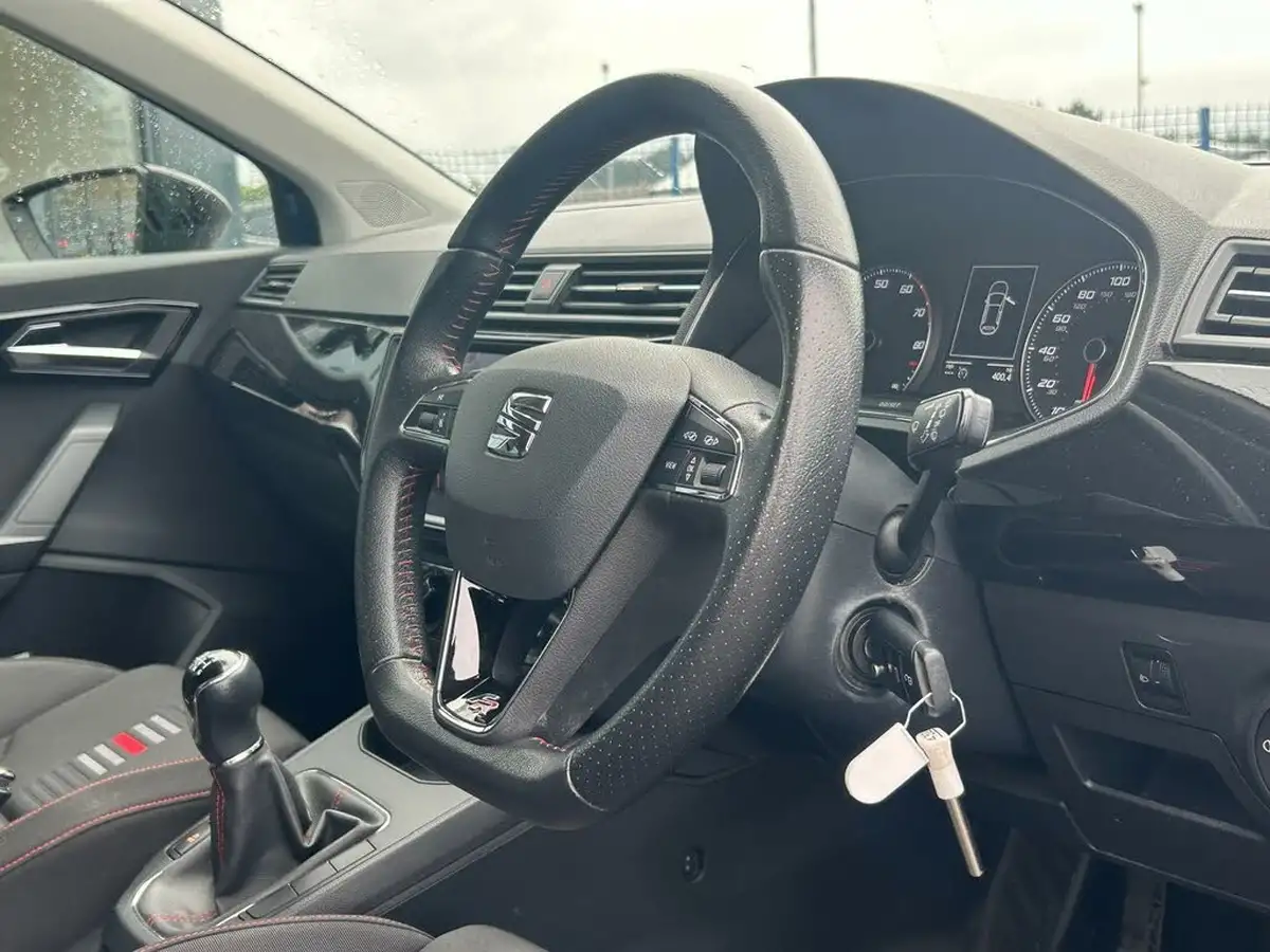 2018-seat-ibiza-15-evo-fr-big-2