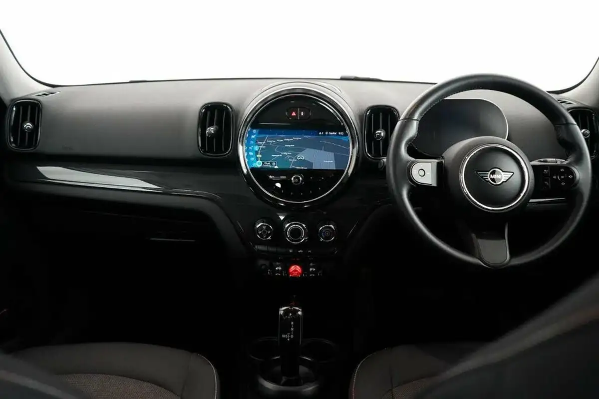 2022-mini-countryman-15-cooper-classic-auto-big-16