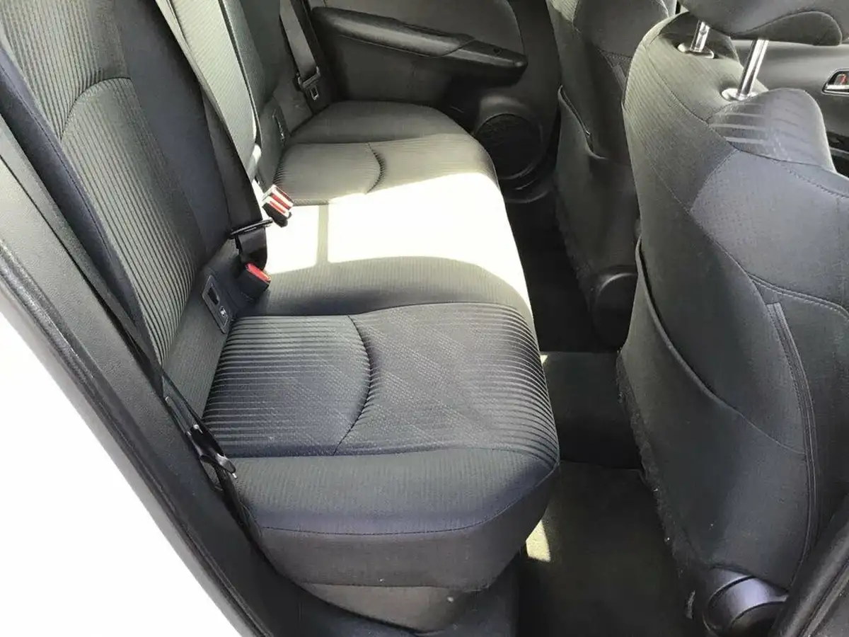 2021-toyota-prius-18-vvt-i-business-edition-plus-cvt-big-19