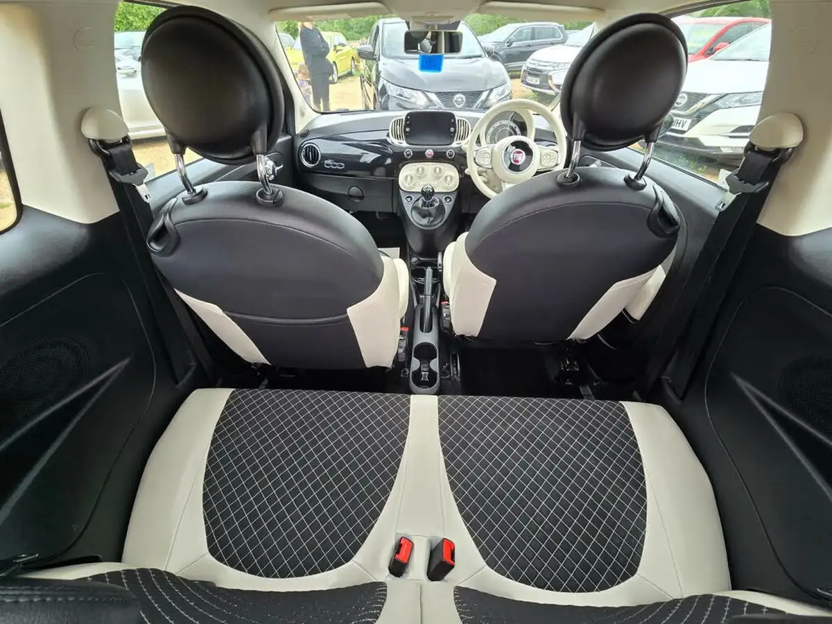 2021-fiat-500-10-dolcevita-big-10