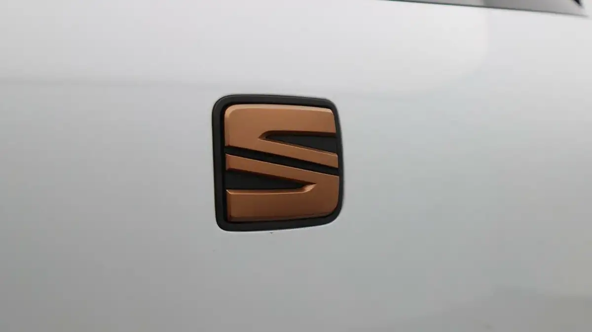 2020-seat-leon-20-tsi-cupra-290-big-21