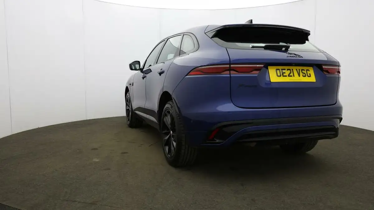 2021-jaguar-f-pace-20-d200-r-dynamic-se-mhev-big-31