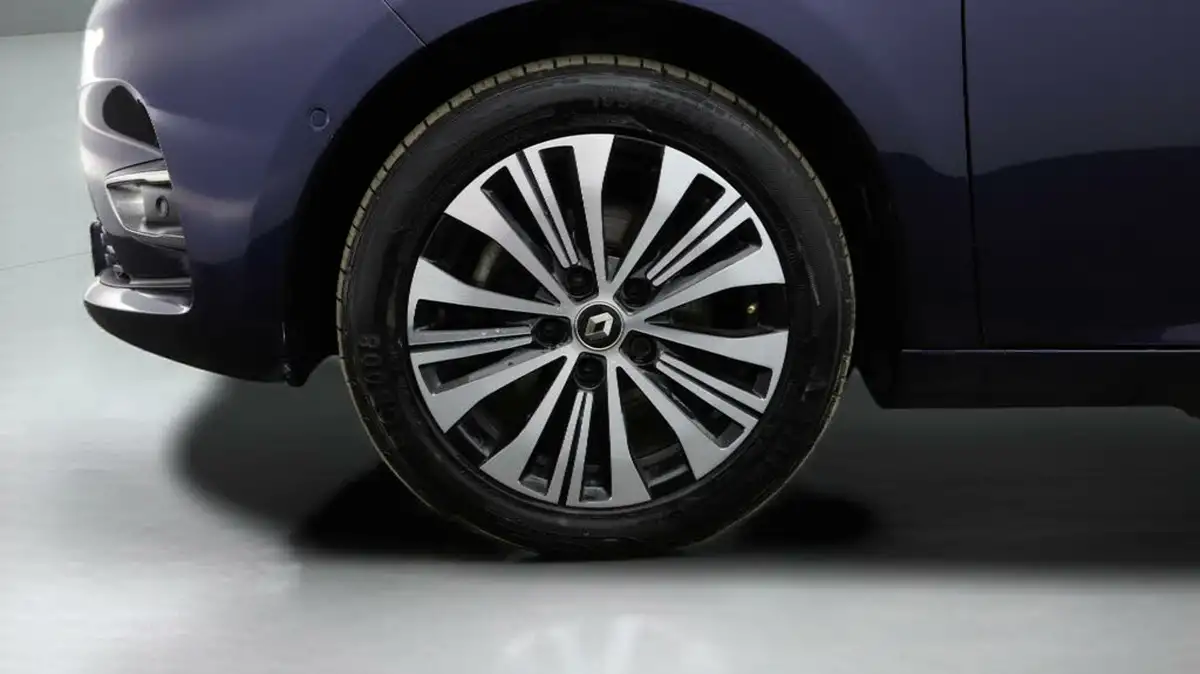 2021-renault-zoe-e-riviera-limited-edition-big-17