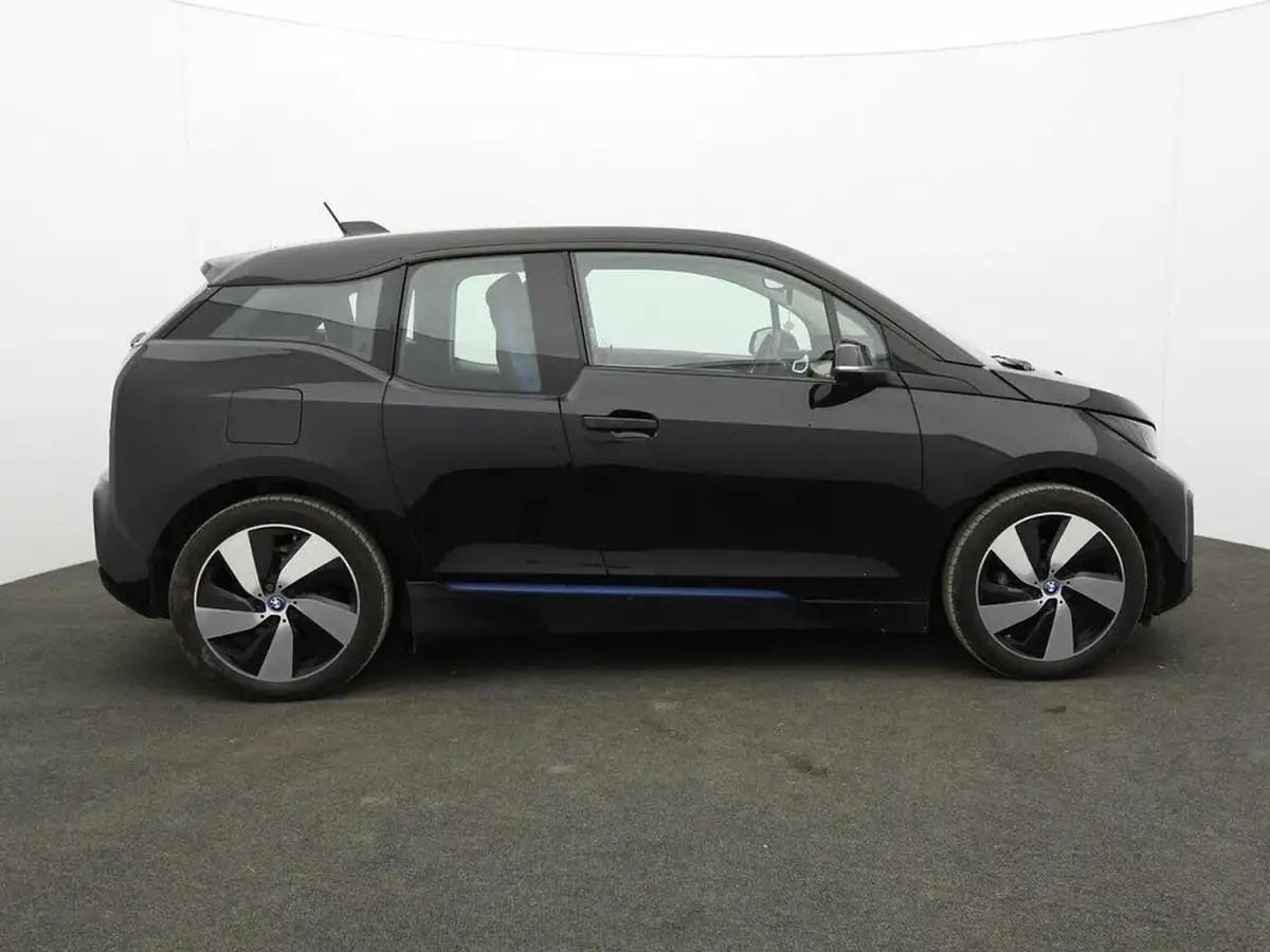 2022-bmw-i3-e-120-ah-big-10