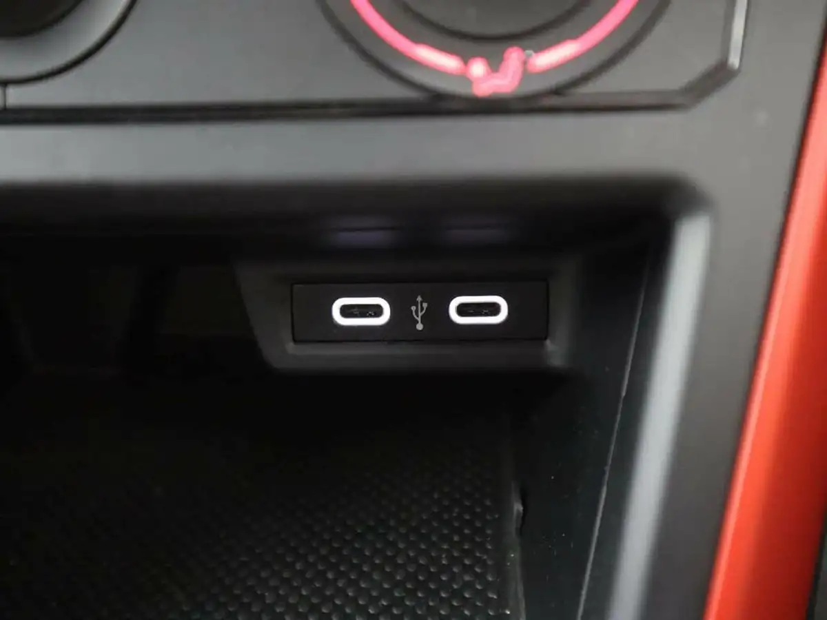 2021-volkswagen-polo-20-tsi-gti-207ps-big-29