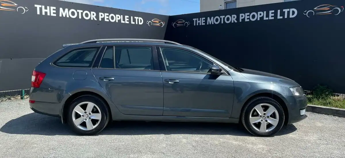 2016-skoda-octavia-20tdi-se-estate-big-7