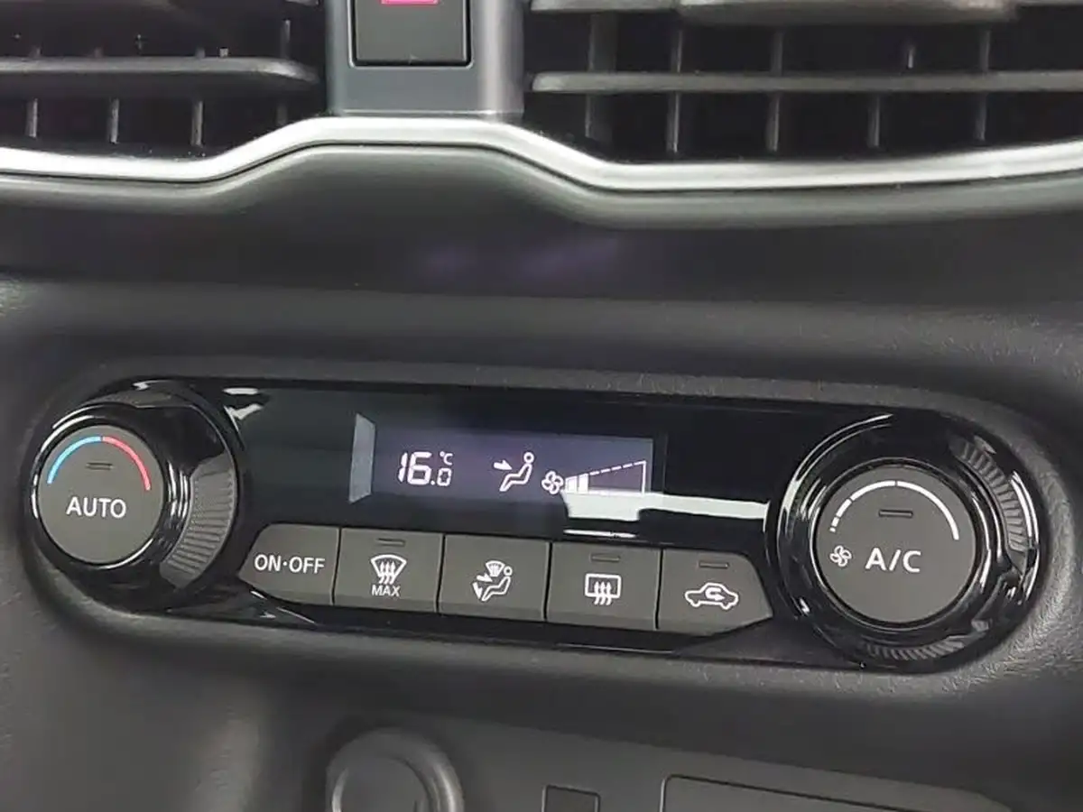 2024-nissan-juke-10-dig-t-n-connecta-dct-big-17