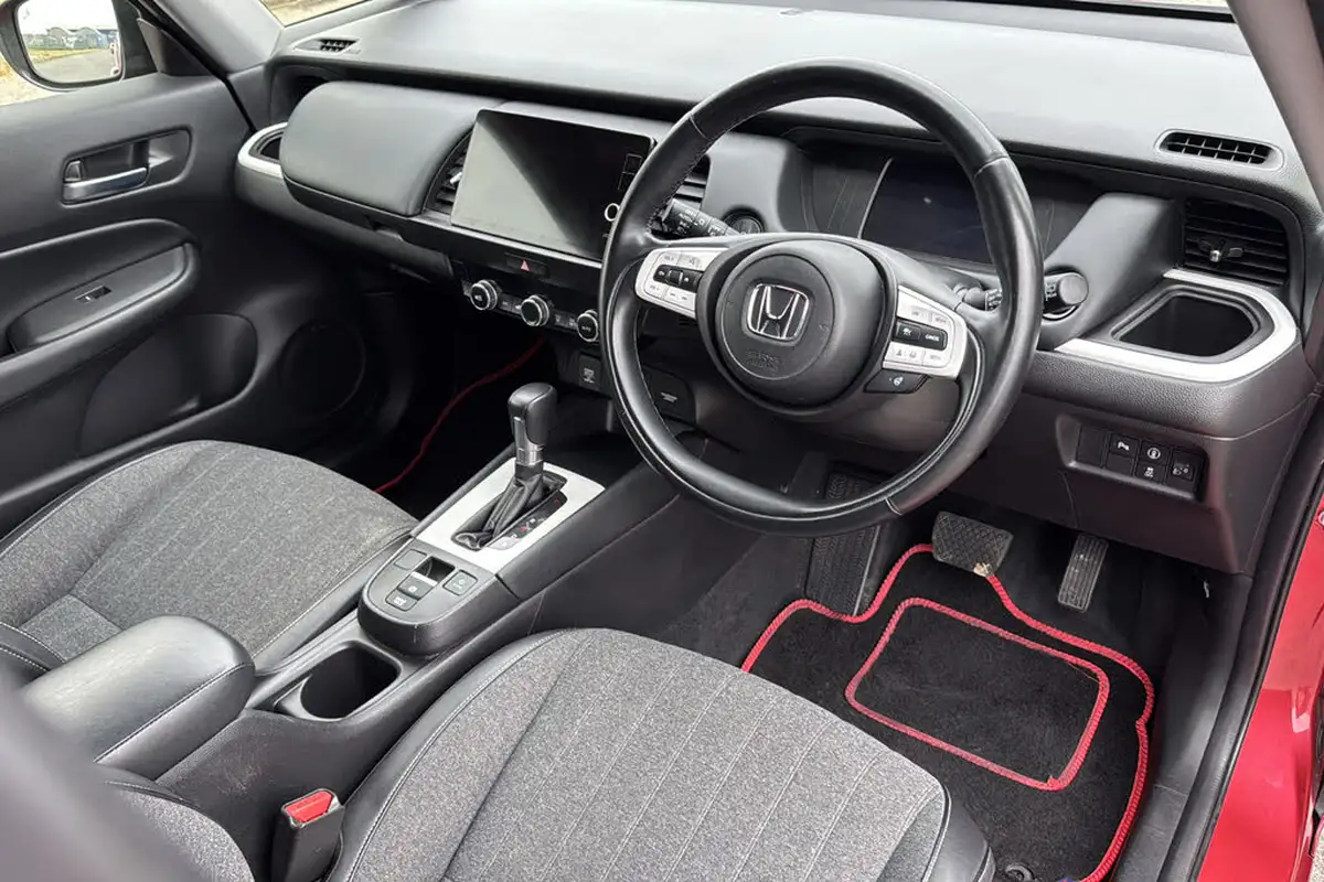2022-honda-jazz-15-i-mmd-ex-107ps-big-9