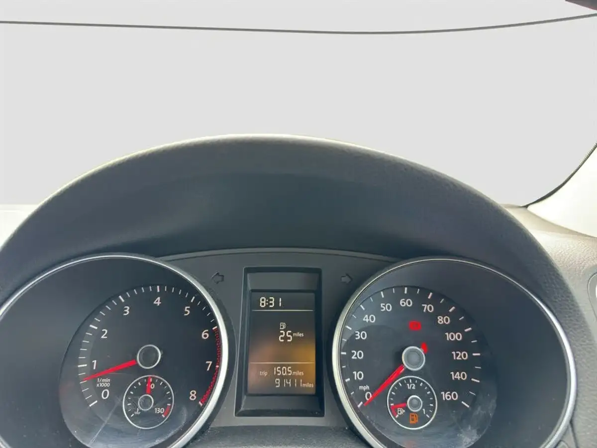 2011-volkswagen-golf-14-s-123bhp-5d-big-9