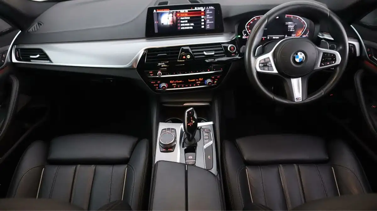 2019-bmw-5-series-20td-520d-m-sport-188bhp-xdrive-plus-pack-saloon-4d-big-13