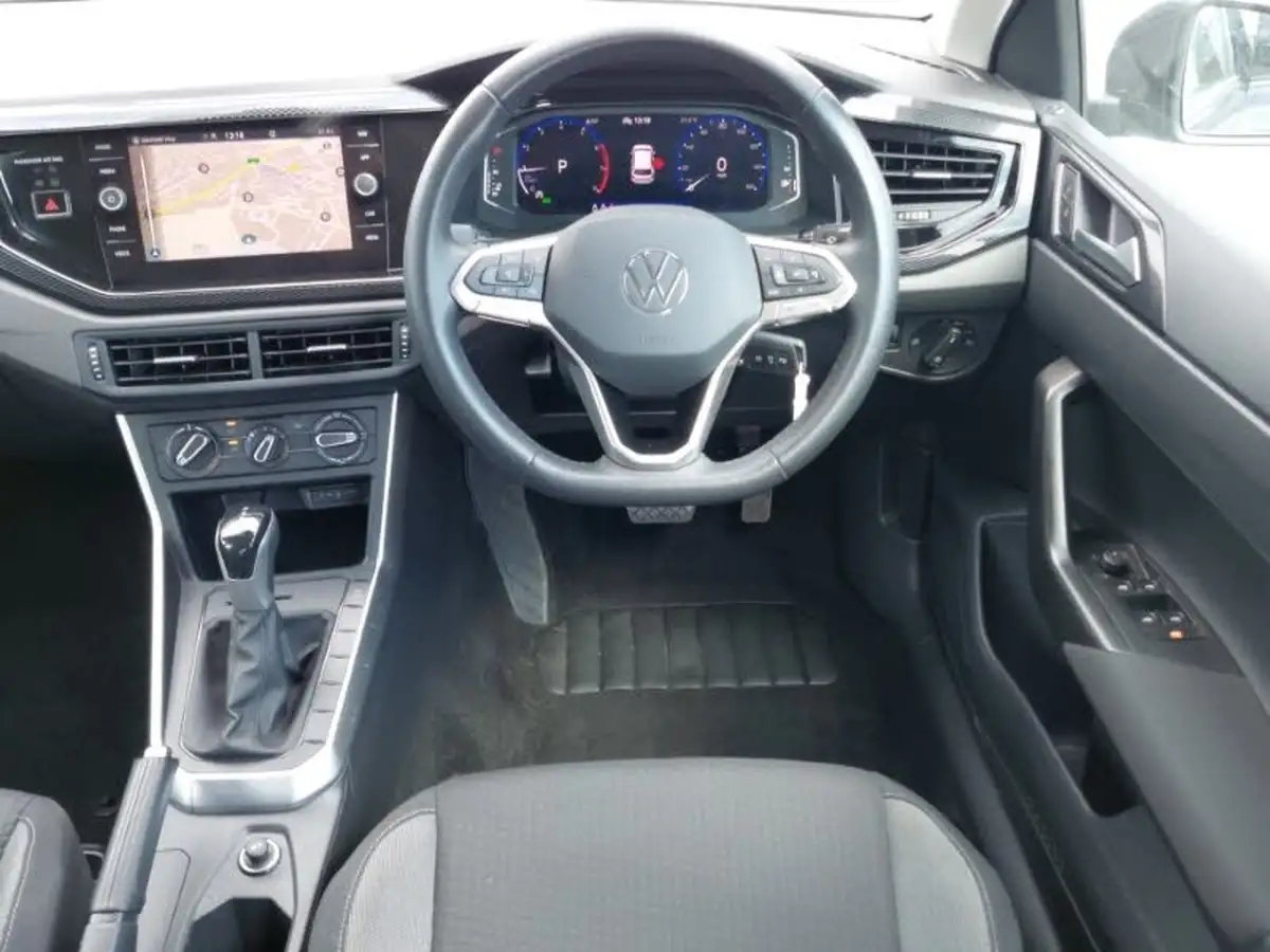 2022-volkswagen-polo-10-tsi-life-dsg-big-6