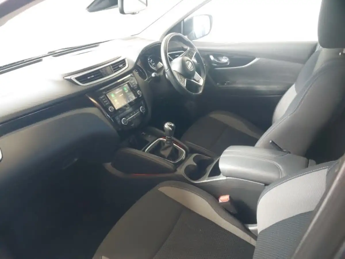 2019-nissan-qashqai-13-dig-t-acenta-premium-140ps-big-4