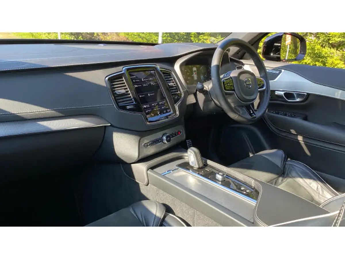 2021-volvo-xc90-20td-b5-r-design-big-3