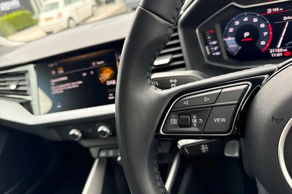 2020-audi-a1-10-30-tfsi-sport-116ps-s-tronic-big-35