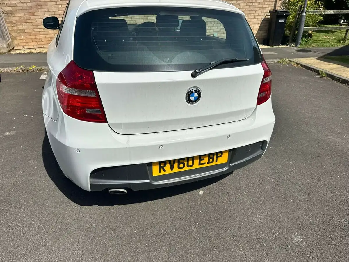 2010-bmw-1-series-20td-120d-m-sport-hatchback-3d-big-3